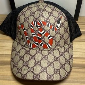 Meet your Posher, lambasted